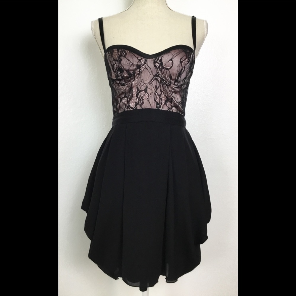 Bebe SIlk Dress - Picture 2 of 8